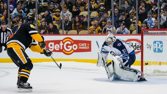 Penguins 'create your own luck' to solve Hellebuyck, Jets taken at PPG Paints Arena (Penguins)